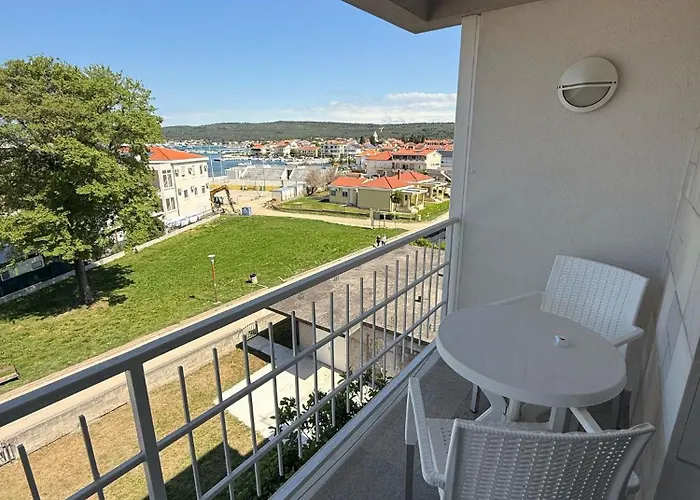 A1 Apartment *